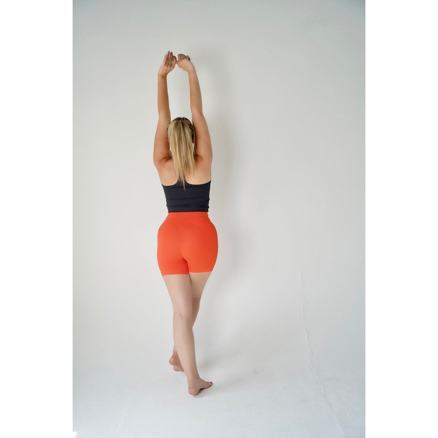 Contour Biker Shorts - Orange